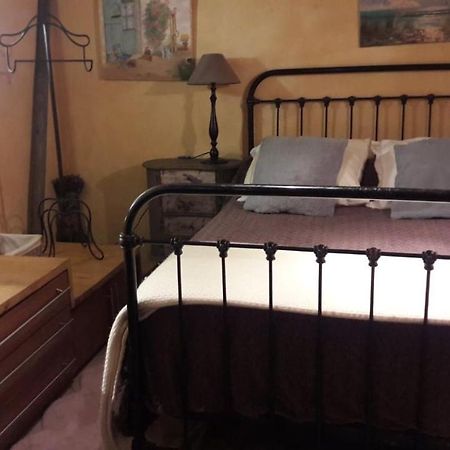 Joli Loft Dans Village Pittoresque Péret 外观 照片