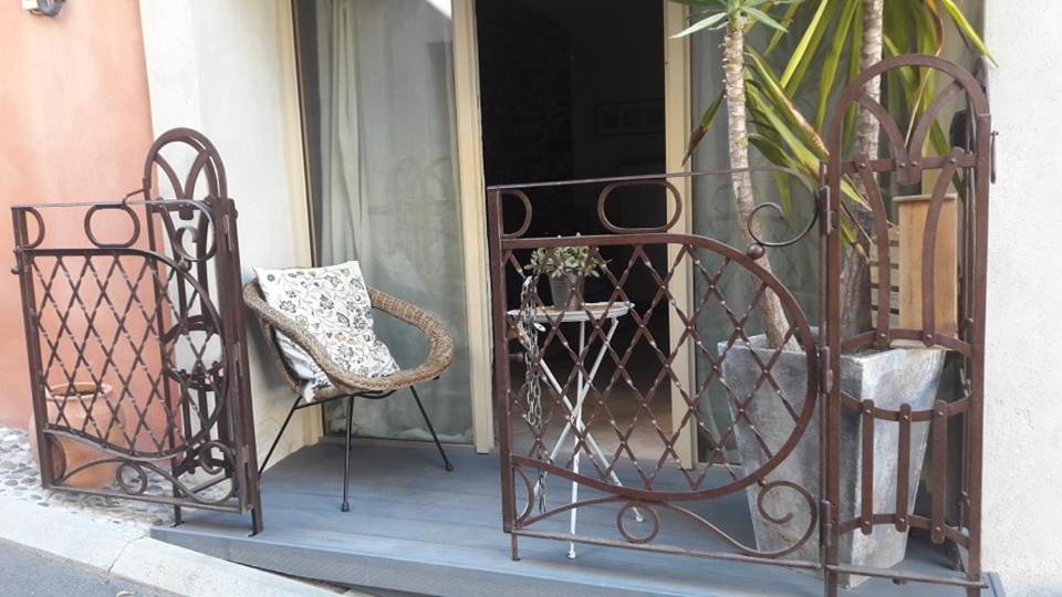 Joli Loft Dans Village Pittoresque Péret 外观 照片