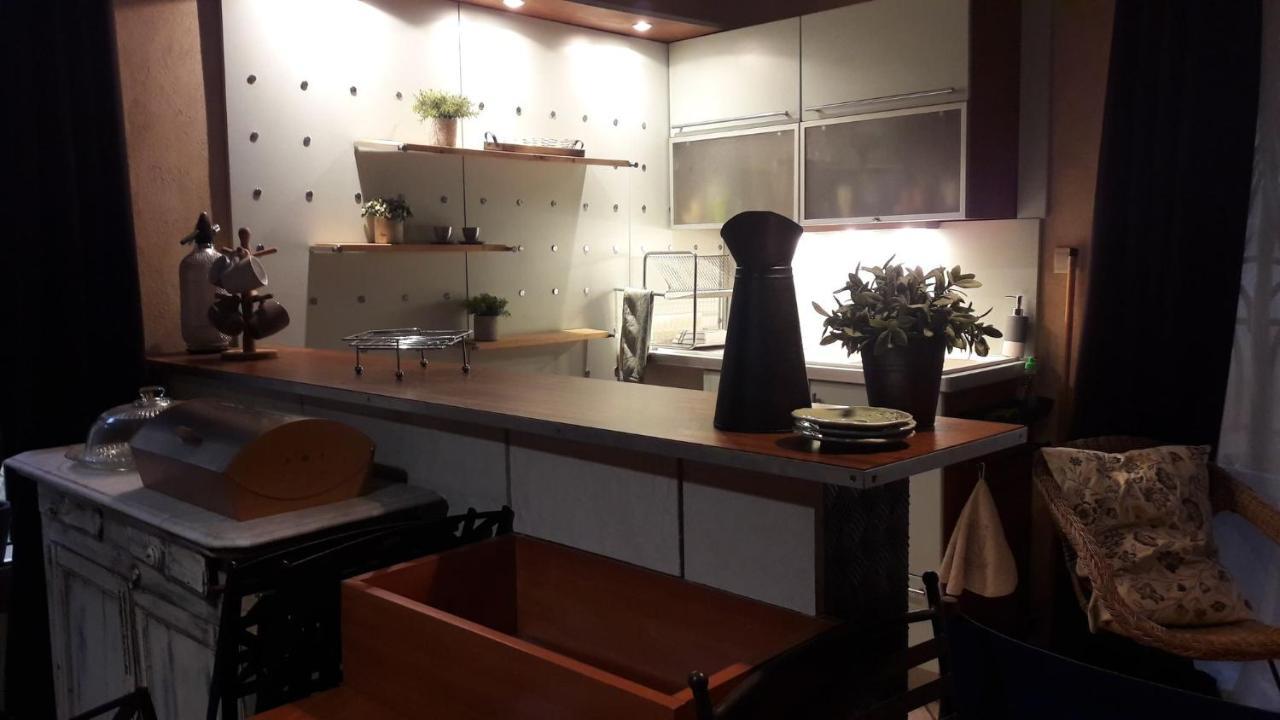 Joli Loft Dans Village Pittoresque Péret 外观 照片